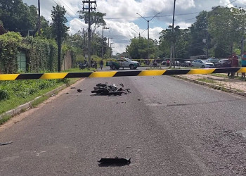 Homem morre após colidir motocicleta contra carro na zona Leste de Teresina