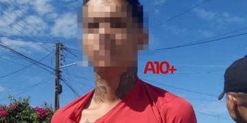Polícia apreende adolescente suspeito de matar homem em bar no Piauí; lâmina da faca ficou cravada no corpo da vítima