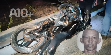 Motociclista morre após bater violentamente em mureta na BR-343, litoral do Piauí