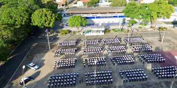 PM realiza entrega do primeiro uniforme de instrução a nova turma do curso de Formação de Soldados nesta segunda (18)