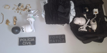 No Piauí, irmãos são presos após invadir casa de juiz; câmeras de segurança, relógios e joias foram furtados