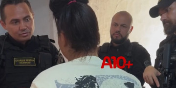 Mulher presa em operação diz que namorado fugiu e abandonou drogas em casa antes da chegada da polícia no Piauí; VÍDEO