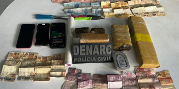 Denarc prende suspeitos e apreende drogas na Avenida Maranhão, em Teresina