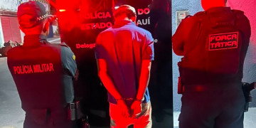 Homem é preso após tocar em partes íntimas de mulheres durante festejos no interior do Piauí