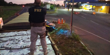Homem que transportava mais de 200 mil maços de cigarros ilegalmente é preso no interior do Piauí