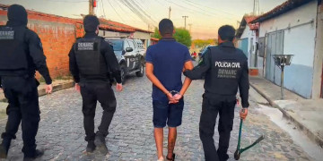 Denarc deflagra operação e cumpre mais de 25 mandados nas zonas Sul e Sudeste de Teresina; VÍDEO!