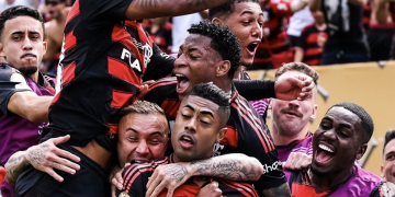 De virada, Flamengo vence o Chelsea e assume liderança do Grupo D do Mundial