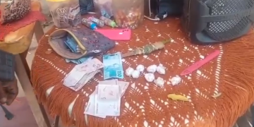 Doces? Não, drogas! Mulher que usava barraca de bombons para disfarçar atividade do tráfico é presa em Teresina