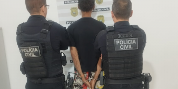 Homem que fez família refém e roubou dois veículos é preso quase 1 mes após o crime em Teresina