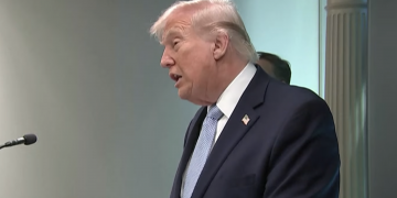 Trump anuncia cessar-fogo com Irã e suspende ataques por duas semanas