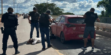 Operação policial flagra entrega de drogas e suspeito de tráfico é preso na zona Sul de Teresina