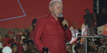 Em Teresina, Lula se emociona ao relembrar infância e dificuldades da mãe para criar 8 filhos; VÍDEO!