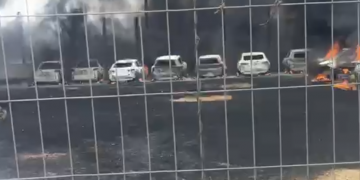 Incêndio destrói mais de 20 veículos em pátio de locadora em Picos, Piauí; VÍDEO!