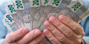 Advogado é preso no Piauí suspeito de fraudes em empréstimos consignados que vitimaram aposentados; prejuízo de mais de R$ 235 mil