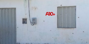 Homem morre em ataque a tiros no interior do Piauí; casa ficou cravejada de balas