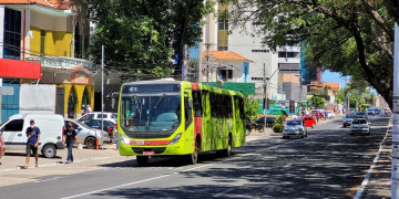Greve dos motoristas e cobradores de ônibus é suspensa após acordo em Teresina