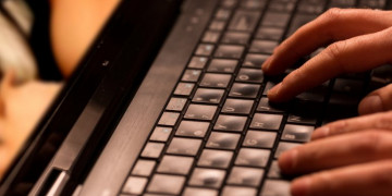 Polícia Civil prende suspeito de armazenar e compartilhar pornografia infantojuvenil em Teresina