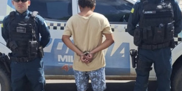 Homem é preso por suspeita de atingir o próprio irmão com golpe de machado na cabeça no interior do Piauí