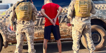 Homem em saída temporária natalina é preso por porte ilegal de arma de fogo em Picos, no Piauí