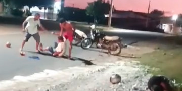 Pai e filho são agredidos após acidente de trânsito entre motocicletas em Timon, no Maranhão