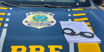 Homem é preso dentro de ônibus no Piauí por dívida de pensão alimentícia no Maranhão