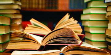 PF investiga desvio de livros didáticos no Piauí e no Maranhão; cargas foram subtraídas durante transporte