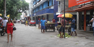 Desocupação recua e Piauí registra maior número de trabalhadores em uma década, aponta IBGE