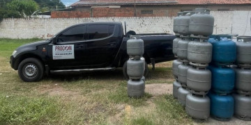 Procon realiza operação e apreende mais de 160 botijões de gás de cozinha irregulares no Piauí