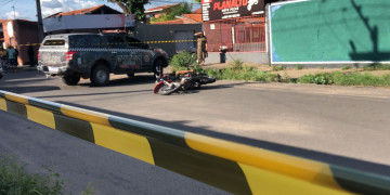 Homem é assassinado a tiros em via pública na zona Leste de Teresina; polícia investiga