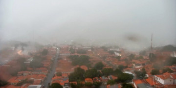 Governo do Piauí disponibiliza canais de atendimento para emergências no período chuvoso; confira