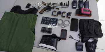 Homem é preso com armamento de uso exclusivo das forças de segurança e arsenal de munições no Piauí