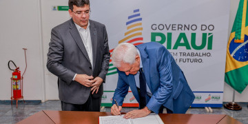 Rafael Fonteles transmite cargo para Themístocles e segue para Oriente Médio em busca de investimentos