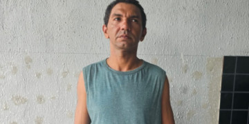 Condenado por matar homem a facadas enquanto ele dormia é preso no litoral do Piauí; crime aconteceu há 16 anos