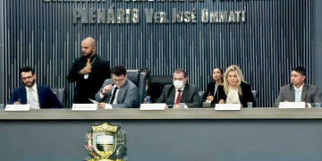 Membros da CPI da Águas de Teresina vivem dia de ataque de pelanca, compra de votos, ligações com facções e negação de sabotagem