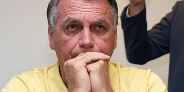 Moraes decreta prisão domiciliar do ex-presidente Jair Bolsonaro