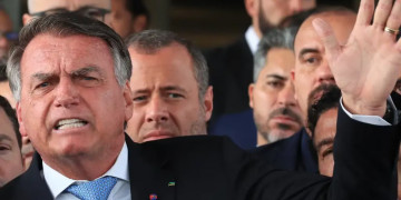 STF forma maioria para condenar Bolsonaro e aliados por organização criminosa