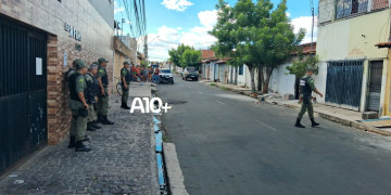 Criminosos invadem casa e executam jovem com vários tiros na zona Sudeste de Teresina