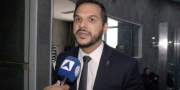 Washington Bandeira diz esperar decisão sobre ser vice de Rafael e dispara: 