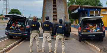 PRF apreende 350 kg de skunk durante fiscalização no interior do Piauí; motorista recebeu R$ 13 mil para realizar o transporte