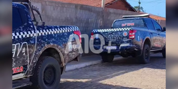 Mulher é surpreendida e assassinada a tiros dentro de casa no litoral do Piauí; polícia investiga