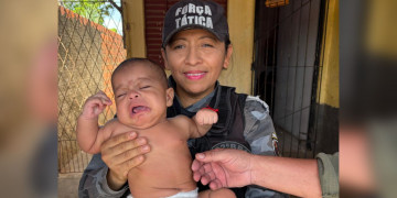 PMs salvam bebê de 2 meses que estava engasgado com leite materno em Teresina: 