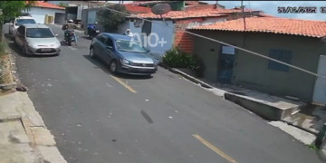 Dois homens são surpreendidos e executados a tiros na zona Leste de Teresina; vídeo mostra crime