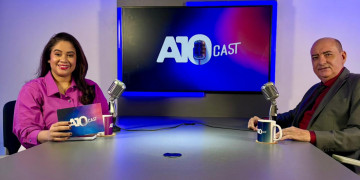 No A10Cast, Arnaldo Ribeiro revisita 42 anos de jornalismo e compartilha histórias sobre família e projetos; assista!