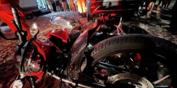 Mecânico morre após colisão entre moto e carro em cruzamento no litoral do Piauí