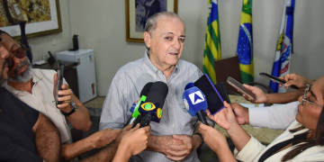 Prefeito Silvio Mendes anuncia reajuste salarial para os professores da Rede Municipal de Teresina