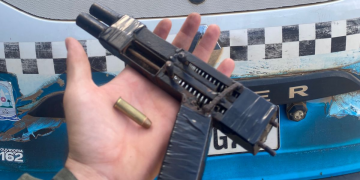 Após ameaçar “encher a cara de bala” da esposa, homem é preso com arma caseira no interior do Piauí