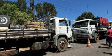 Homem morre após ser prensado entre dois caminhões em União, Piauí