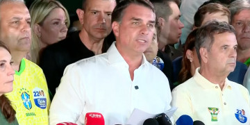 Flávio Bolsonaro desiste de pedir anulação da eleição e mira cassação da chapa de Lula