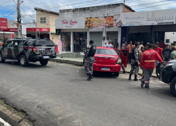 Polícia captura suspeitos com carro roubado em Teresina; veículo seria usado para arrastões