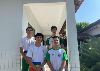 Estudantes da rede estadual de Boqueirão do Piauí criam robô capaz de adivinhar números